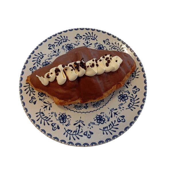 Croissant Relleno de Kinder